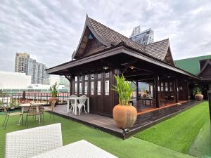 True Siam Rangnam Hotel · 酒店外景