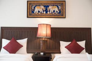 True Siam Rangnam Hotel · 卧床细节